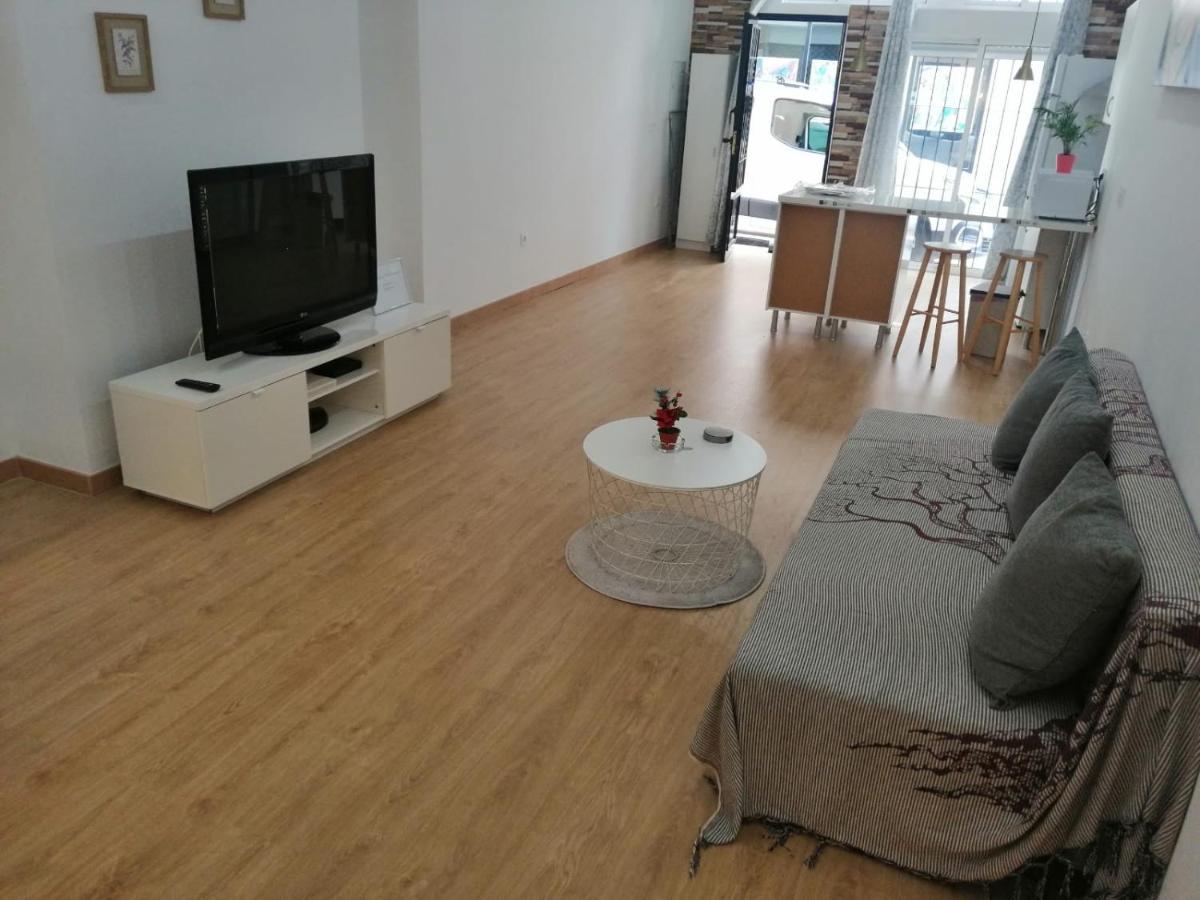 Apartamento Luna De Noviembre Малага Екстериор снимка
