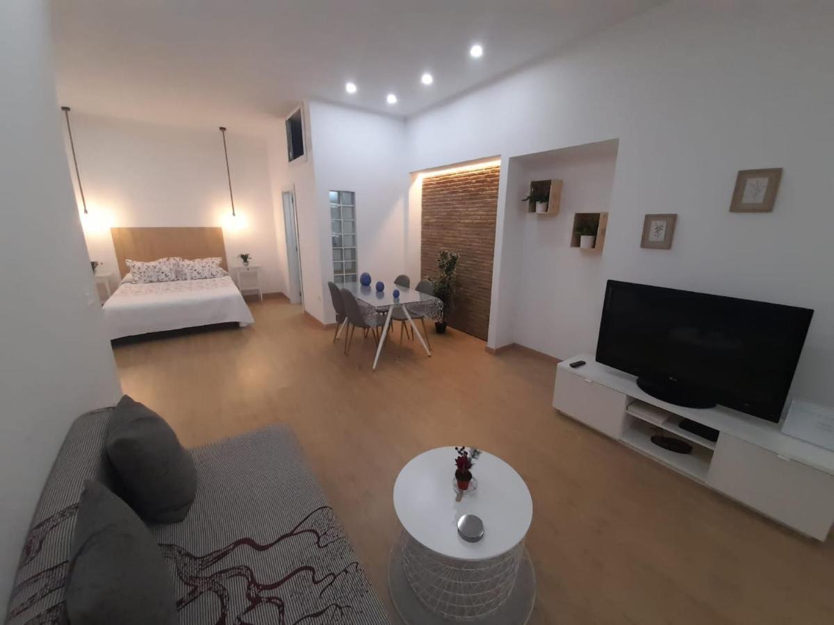 Apartamento Luna De Noviembre Малага Екстериор снимка